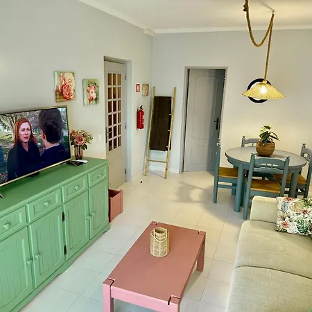 Flor De Amendoeira Mar Daire *