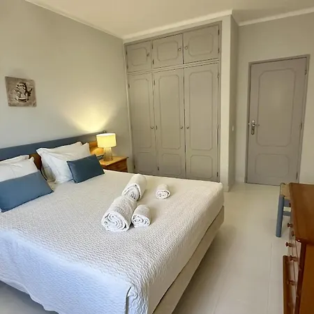 Flor De Amendoeira Mar Апартаменты *